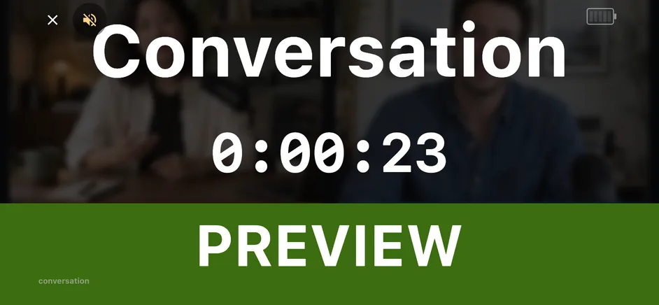 PaneLive tally display on a phone in Bar style with a scene preview, signaling the followed production state.